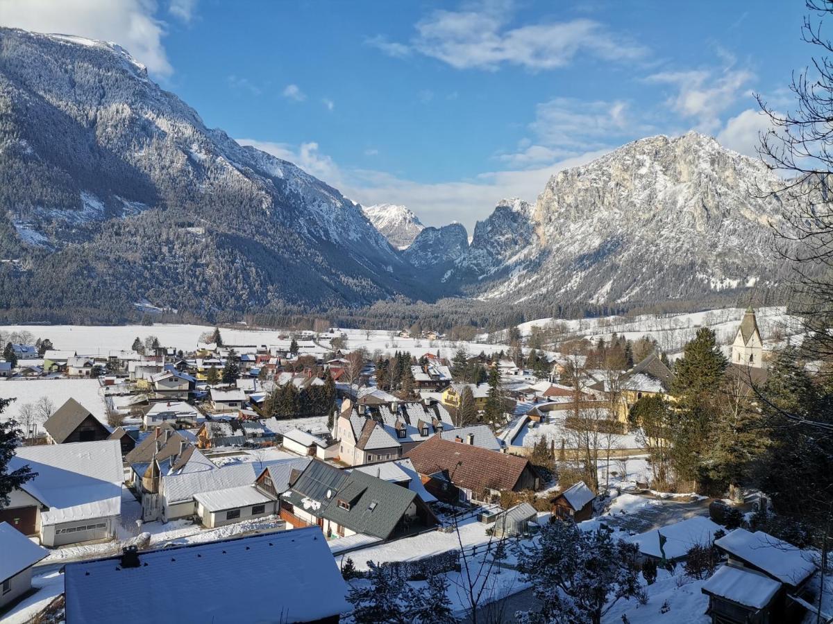 Haus Bergblick Fruehstueckspension Oberort Luaran gambar