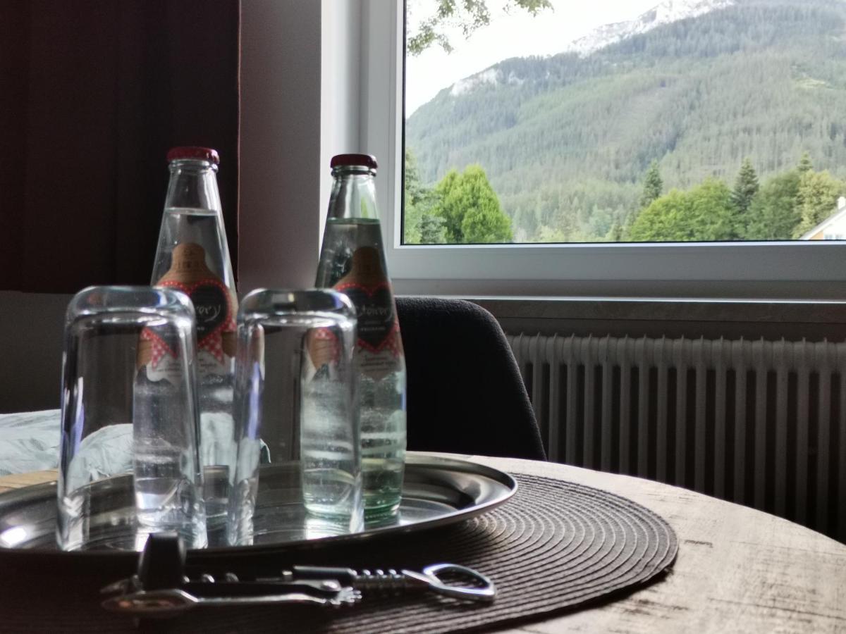 Haus Bergblick Fruehstueckspension Oberort Luaran gambar