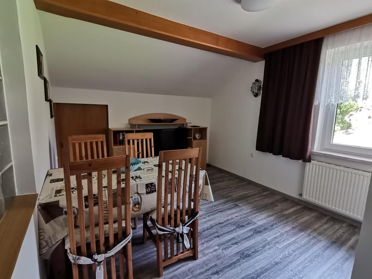 Haus Bergblick Fruehstueckspension Oberort Luaran gambar